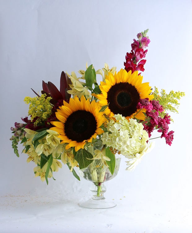 An Easy — and Beautiful — Fall Flower Arrangement