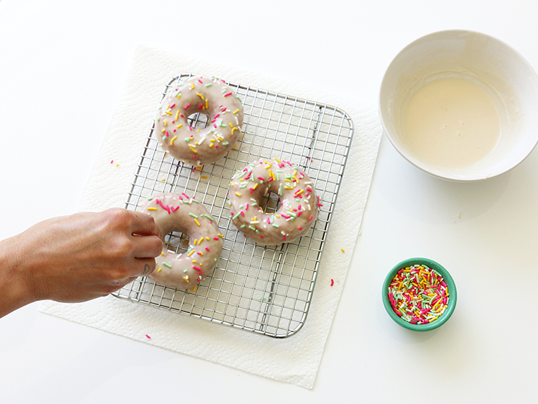 Donuts-Sprinkles 1_762