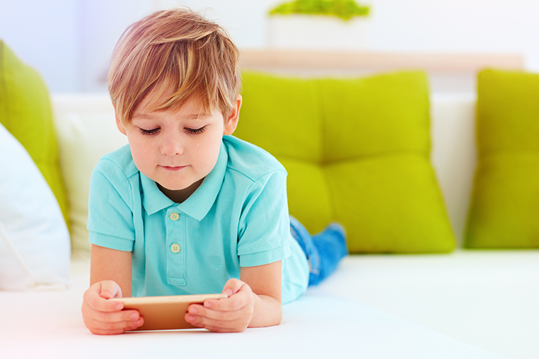 Phones for Kids: 5 Things to Consider