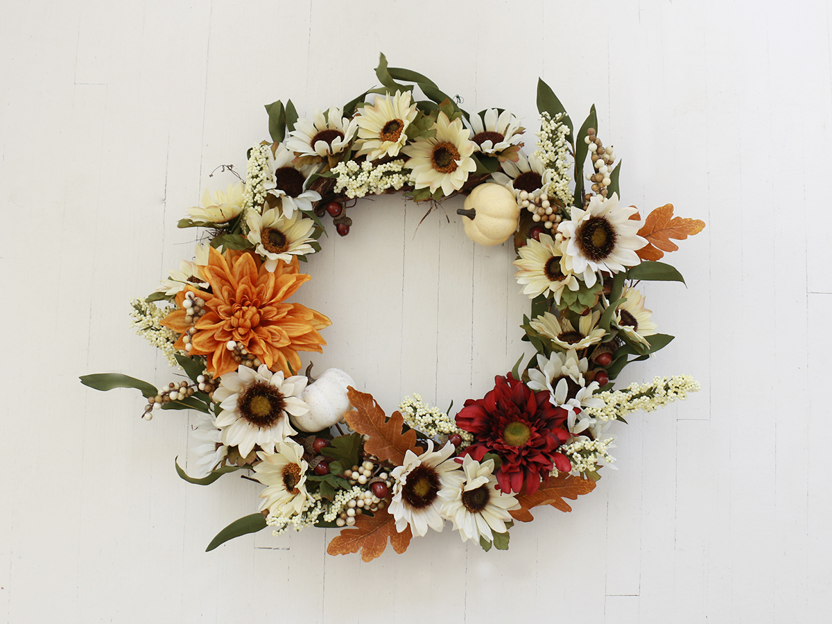 Easy DIY Decorative Fall Wreath