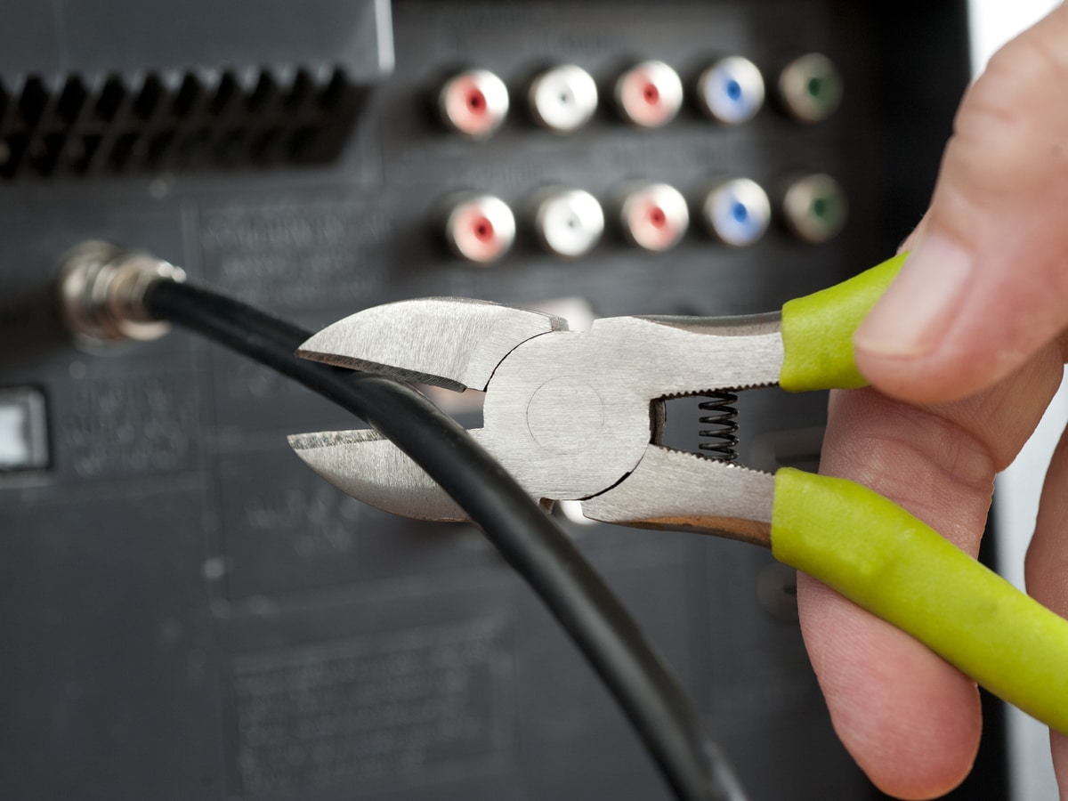 Cut the Cord: How to Cut Cable & Watch TV (Almost for Free)