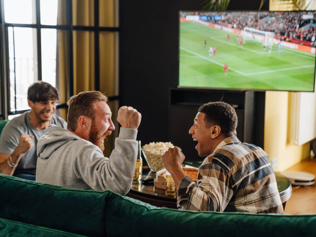 Catch Every Play: OLED vs QLED for Sports and Soccer Watching