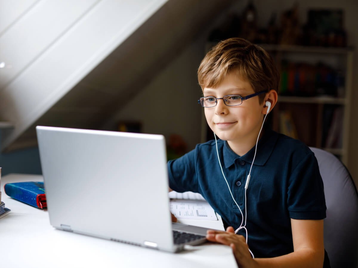 Shopping for a Laptop for Your Kid? Here’s What to Look For