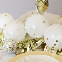 NYE Balloon Centerpiece DIY