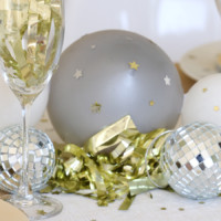 NYE Shiny Chamgpagne Glasses DIY
