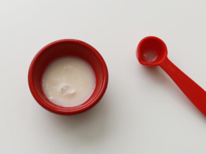 Dissolve the baking soda with the milk and add to the mixing bowl.